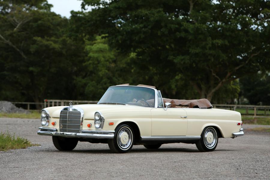  Mercedes-Benz 280 SE Cabriolet 1967 года  (US) (фото 13 из 14)